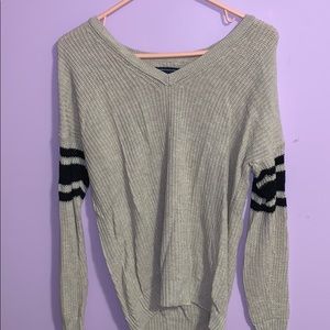 American Eagle sweater